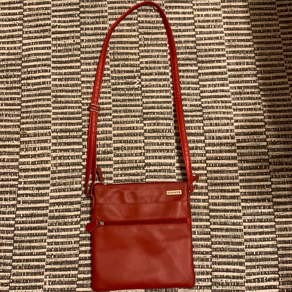 Champs Red Cross body bag